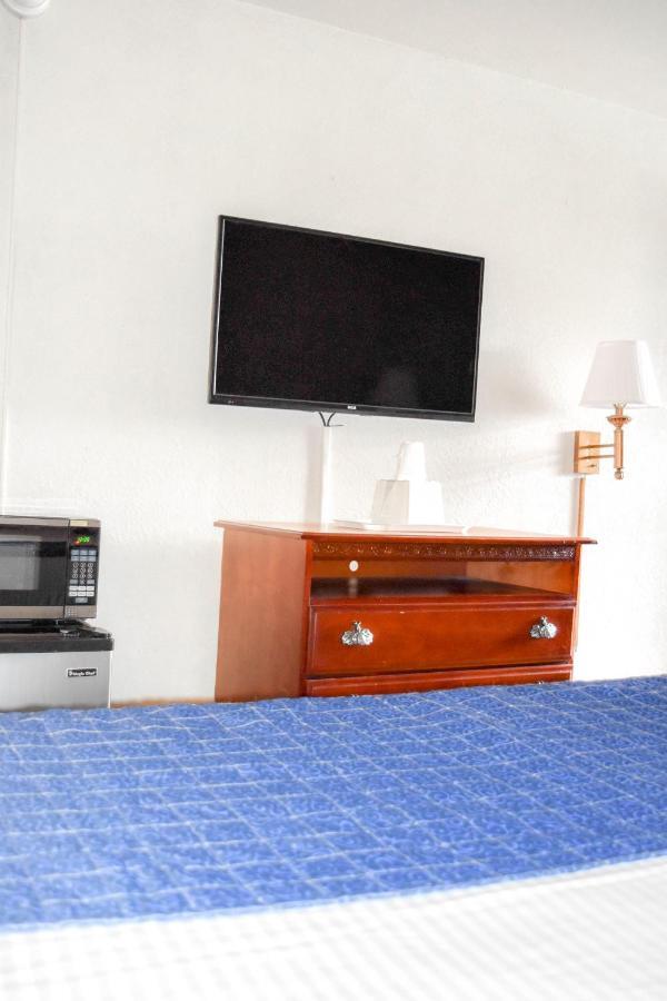 Attleboro Motor Inn Luaran gambar