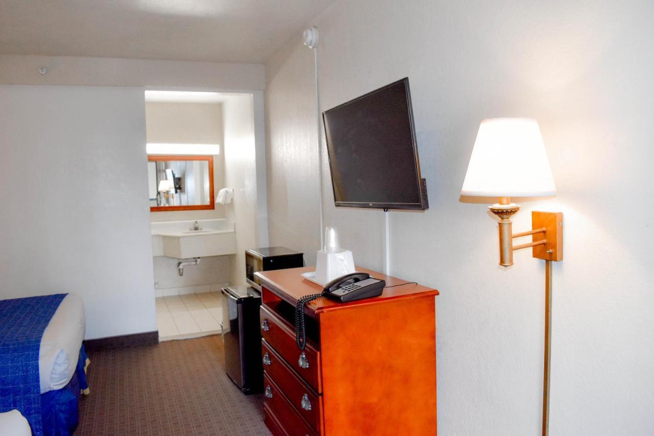 Attleboro Motor Inn Luaran gambar
